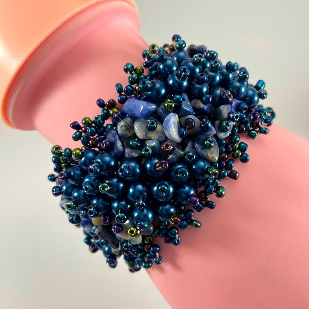 Stunning Unsigned Blue Peacock Seed Bead Natural Stone Stretch Wide Bracelet